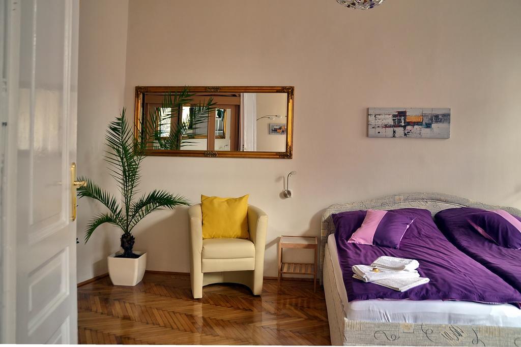 Peter'S Home Budapest Esterno foto